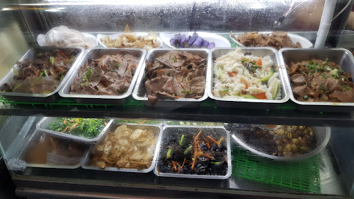 鴨肉興海產店 的照片