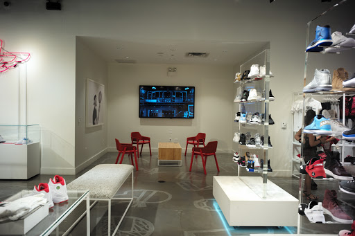 Shoe Store «Footaction», reviews and photos, 32 S State St, Chicago, IL 60603, USA