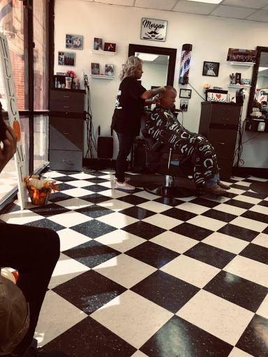 Barber Shop «Silver Spurs Barber Shop», reviews and photos, 282 E Ovilla Rd, Red Oak, TX 75154, USA