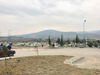 Büyük Şehir Belediyesi Erdoğan Köy Kent Mezarlığı