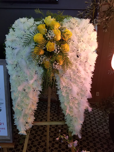 Florist «AAA Florist», reviews and photos, 1277 W 6th St, Corona, CA 92882, USA