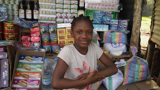 Shopping Mall «Howard and Western Shopping Center», reviews and photos, 7510 N Western Ave, Chicago, IL 60645, USA