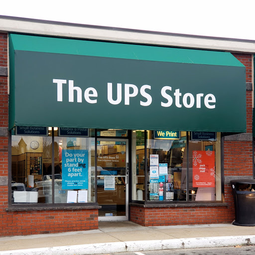 The UPS Store, 270 Bellevue Ave, Newport, RI 02840, USA, 