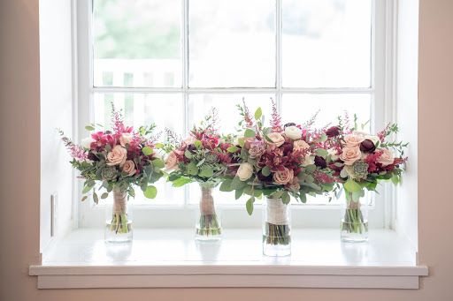 Florist «Floral Designs of Mount Joy», reviews and photos, 102 E Main St, Mount Joy, PA 17552, USA