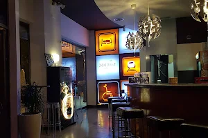 Bar Silvio Café & Copas image