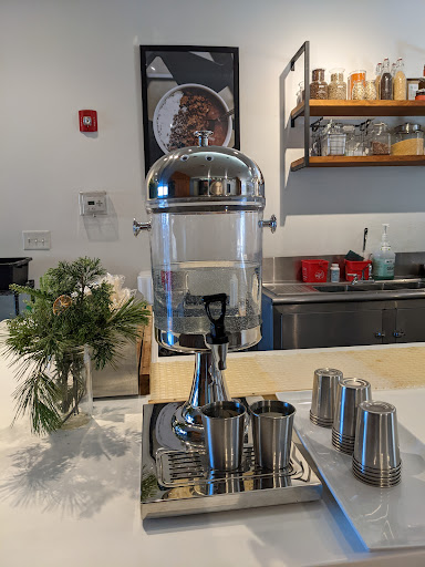 Cafe «Alchemy Juice Bar + Cafe», reviews and photos, 625 Parsons Ave, Columbus, OH 43206, USA