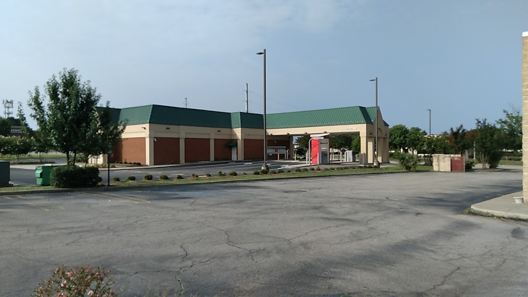 Bank of America (with Drive-thru ATM)