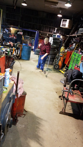 Tire Shop «West Milford Tire», reviews and photos, 1863 Greenwood Lake Turnpike, Hewitt, NJ 07421, USA