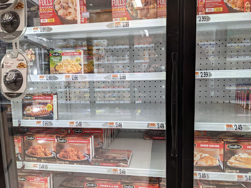 Grocery Store «Super Stop & Shop», reviews and photos, 450 Paradise Rd, Swampscott, MA 01907, USA