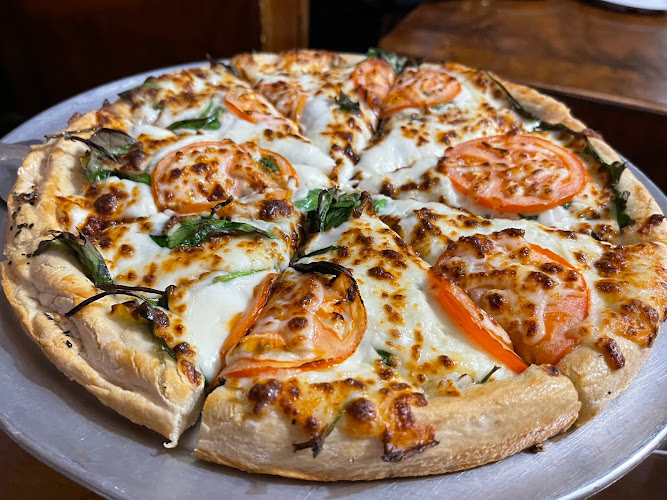 #12 best pizza place in Arlington - Old School Pizza Tavern