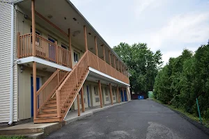 River Inn Motel image