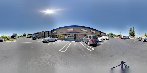 Grocery Store «Raj Grocery Store», reviews and photos, 1034 W Yosemite Ave, Manteca, CA 95337, USA