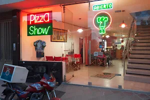 Pizza Show image