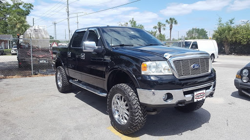 Auto Body Shop «Orlando Auto Body», reviews and photos, 7052 Old Cheney Hwy, Orlando, FL 32807, USA