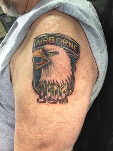 Tattoo Shop «Subjective Art Tattoo, LLC», reviews and photos, 907 Main St NW, Elk River, MN 55330, USA