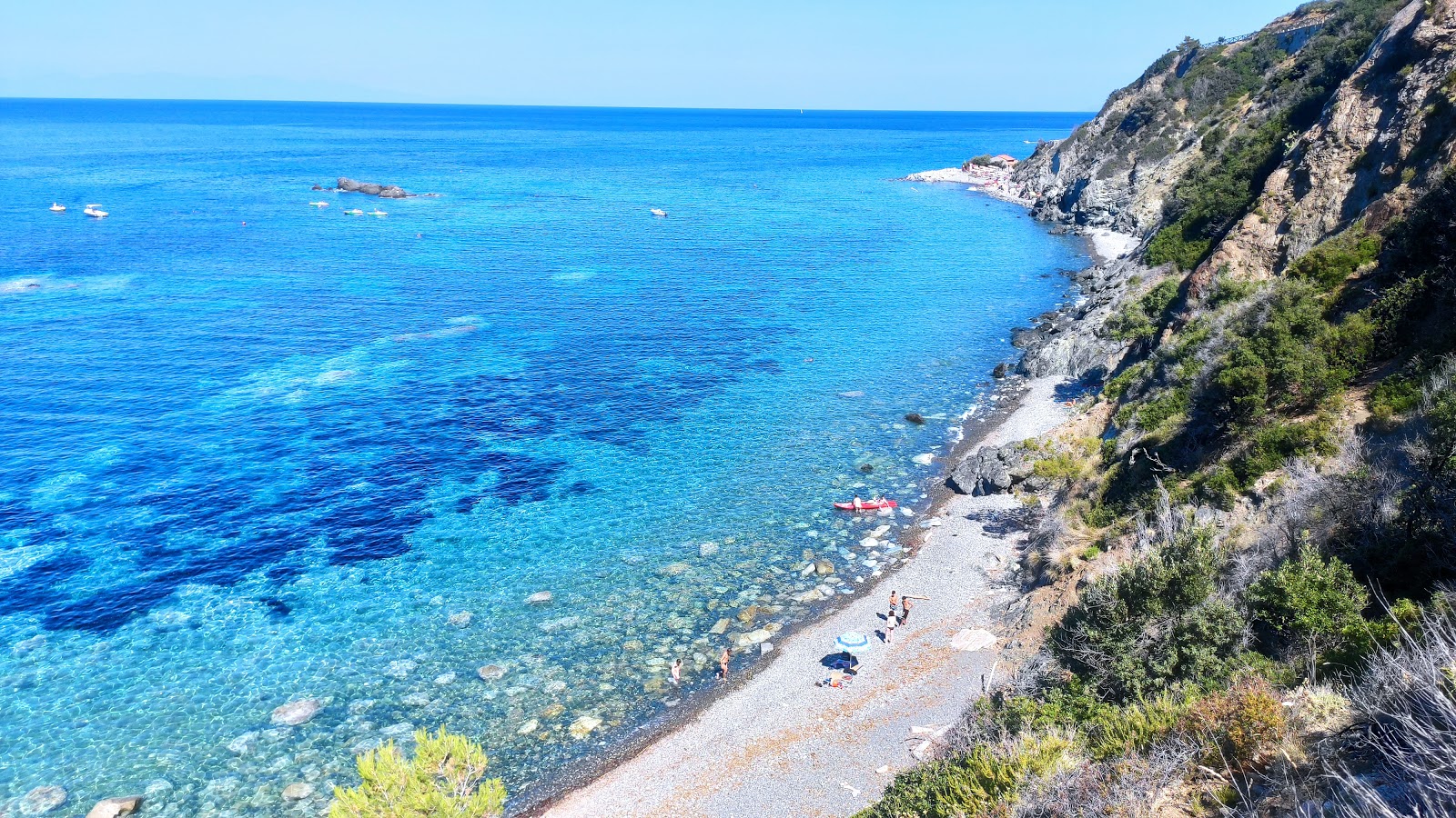 Foto de Spiaggia dell'Ogliera con parcialmente limpio nivel de limpieza
