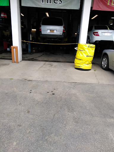 Used Car Dealer «Elbrus Auto Brokers, Inc.», reviews and photos, 772 W Ridge Rd, Rochester, NY 14615, USA