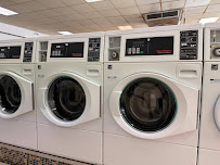 Fresh Wave Laundry - Photo 6 - Car repair in Jacksonville, FL, Jacksonville