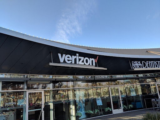 Cell Phone Store «Verizon», reviews and photos, 2981 Michelson Dr a, Irvine, CA 92612, USA