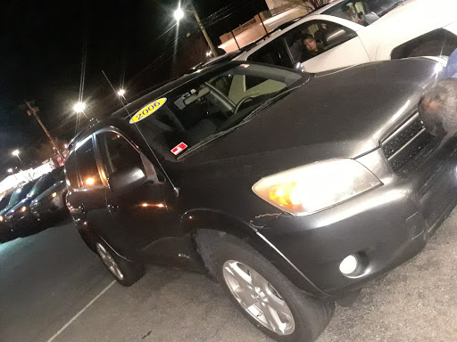 Car Dealer «Newport Chrysler Dodge Jeep Ram», reviews and photos, 310 W Main Rd, Middletown, RI 02842, USA