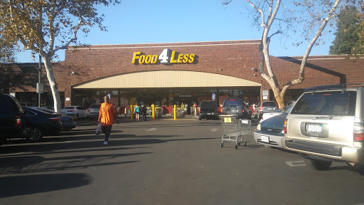 Grocery Store «Food 4 Less», reviews and photos, 1651 E 103rd St, Los Angeles, CA 90002, USA