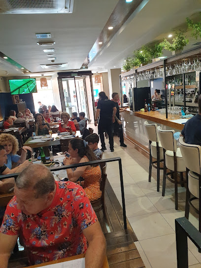 Restaurante Tierra de Nadie - C. Libano, 15, 04009 Almería, Spain