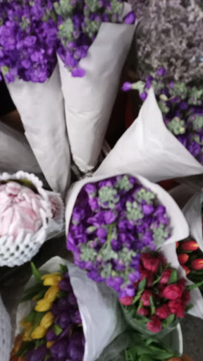 Florist «The Flower Place», reviews and photos, 860 NE 79th St, Miami, FL 33138, USA