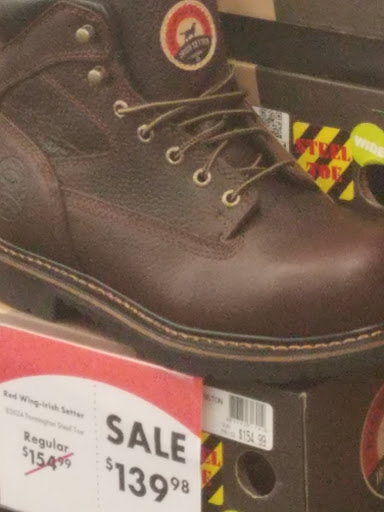 Shoe Store «Shoe Carnival», reviews and photos, 5161 Hinkleville Rd, Paducah, KY 42001, USA