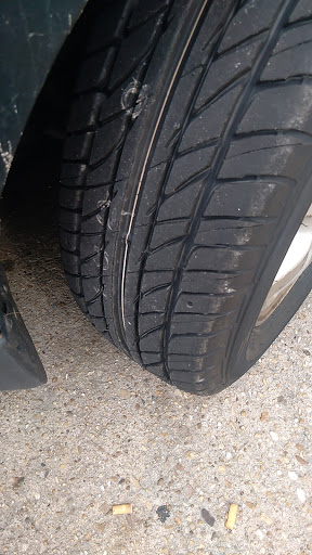 Used Tire Shop «Discount Auto & Tire Shop», reviews and photos, 212 W Pembroke Ave, Hampton, VA 23669, USA