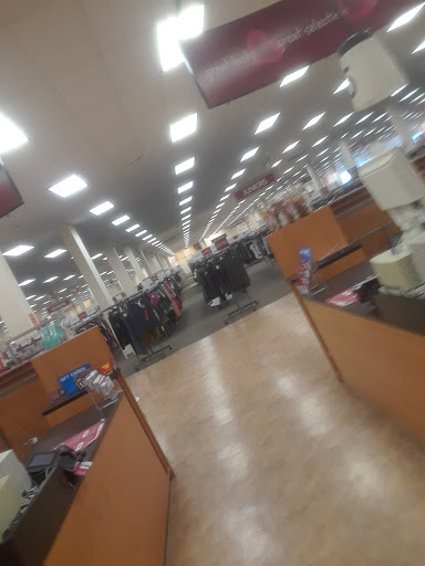 Clothing Store «Burlington Coat Factory», reviews and photos, 18000 Vernier Rd, Harper Woods, MI 48225, USA