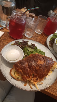 Croissant du Restaurant brunch Papilles à Paris - n°9