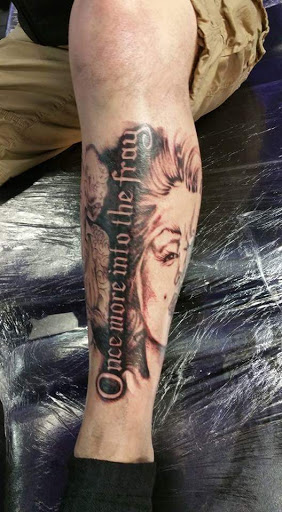 Explore awesome finger tattoo ideas, creative tattoo ideas in Clifton, available at Black Bucket Ink Tattoo