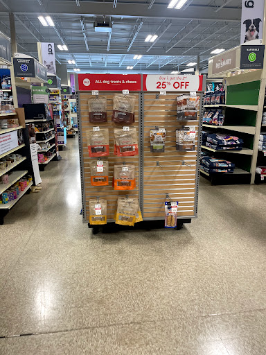 Pet Supply Store «PetSmart», reviews and photos, 11200 Fountains Way, Maple Grove, MN 55369, USA