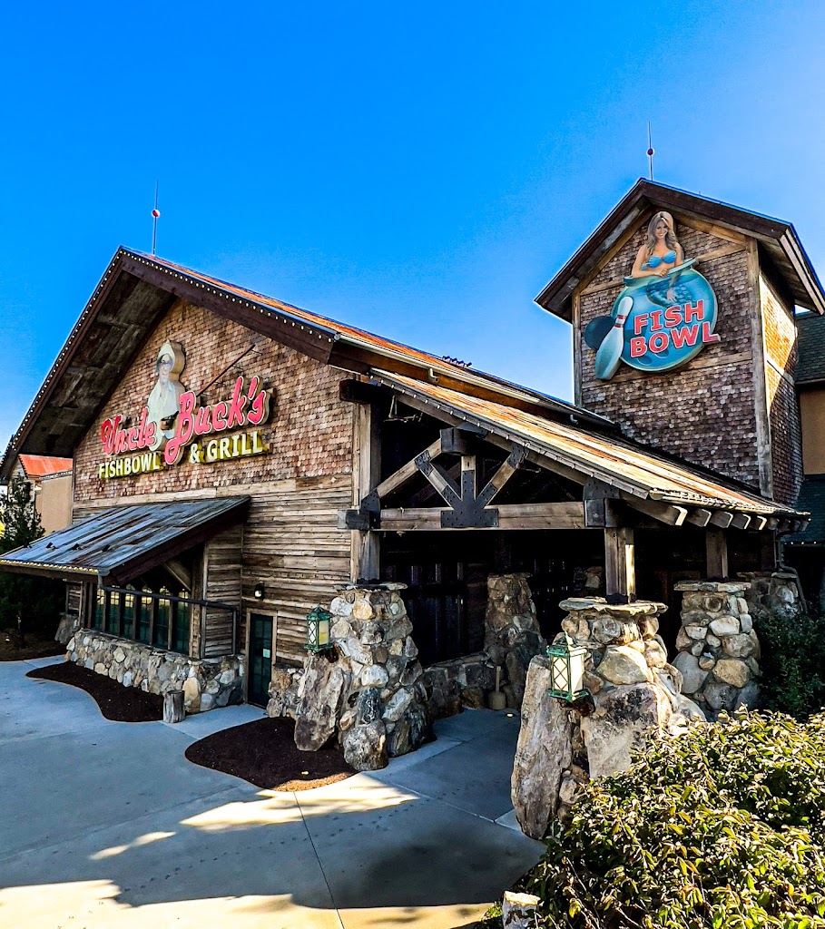 Uncle Buck's Fish Bowl and Grill 06608