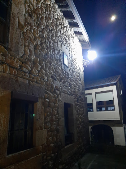 Bar Kiko - C. García Lomas, 20, 39430 Molledo, Cantabria, Spain