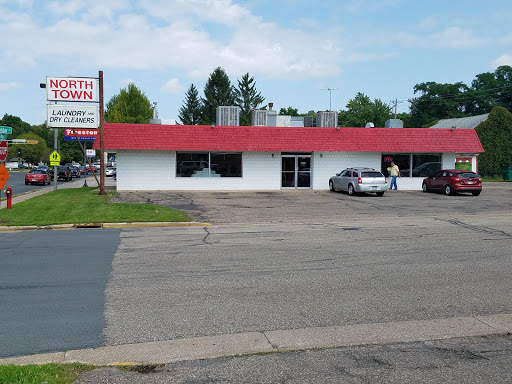 North Town Cleaners in River Falls, Wisconsin