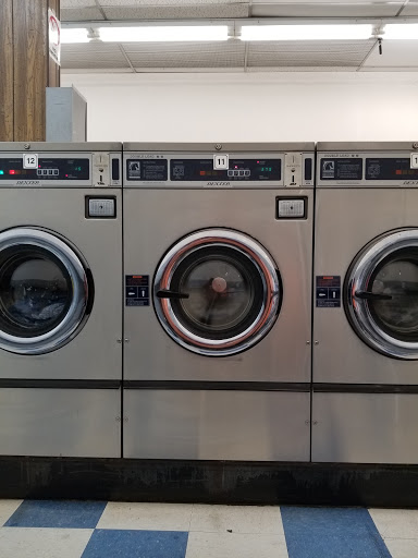 Laundromat «Elk Grove Launderland», reviews and photos, 8767 Elk Grove Blvd, Elk Grove, CA 95624, USA