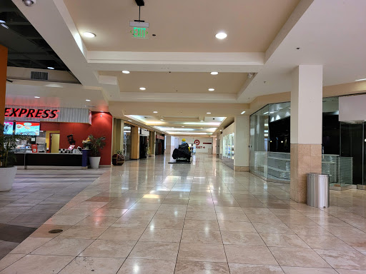 Shopping Mall «Bayfair Center», reviews and photos, 15555 E 14th St, San Leandro, CA 94578, USA