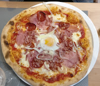 Pizza du Restaurant italien La Dolce Vita ~ Ristorante&Pizzeria / St Clair du Rhône à Saint-Clair-du-Rhône - n°20