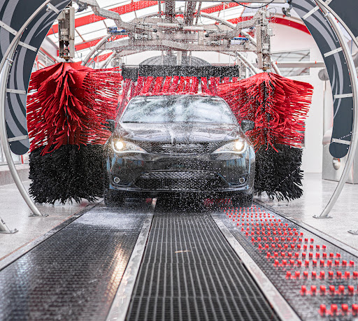 Tommy's Express® Car Wash en Wichita