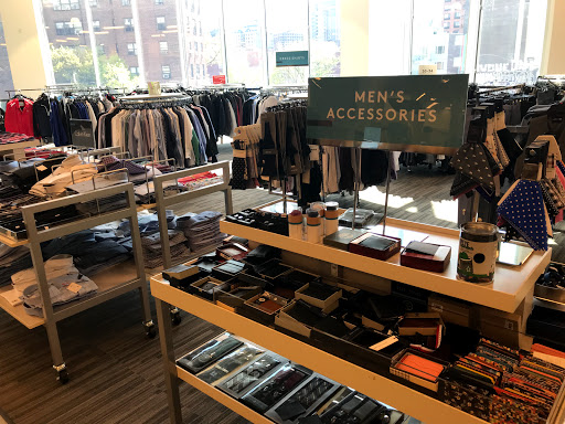 Department Store «Nordstrom Rack Skyview Center», reviews and photos, 4024 College Point Blvd, Flushing, NY 11354, USA