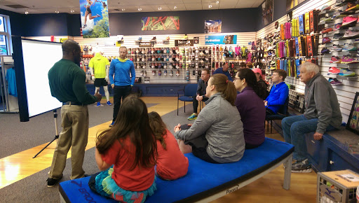 Running Store «Pacers», reviews and photos, 10420 North St, Fairfax, VA 22030, USA