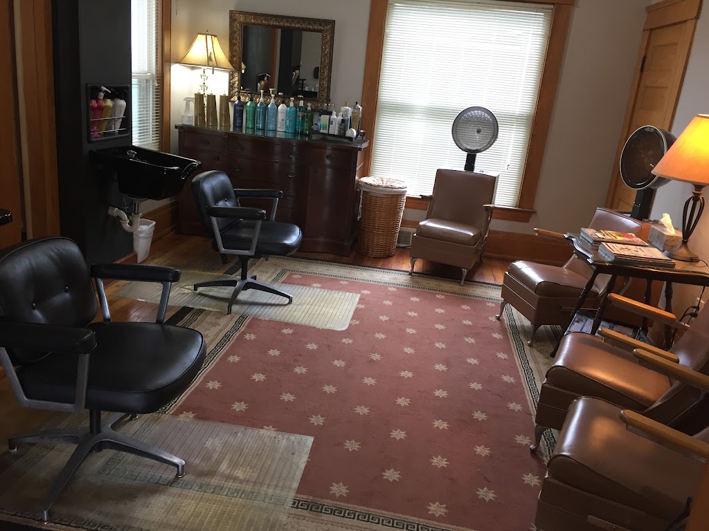 First Impressions Hair Salon 48462
