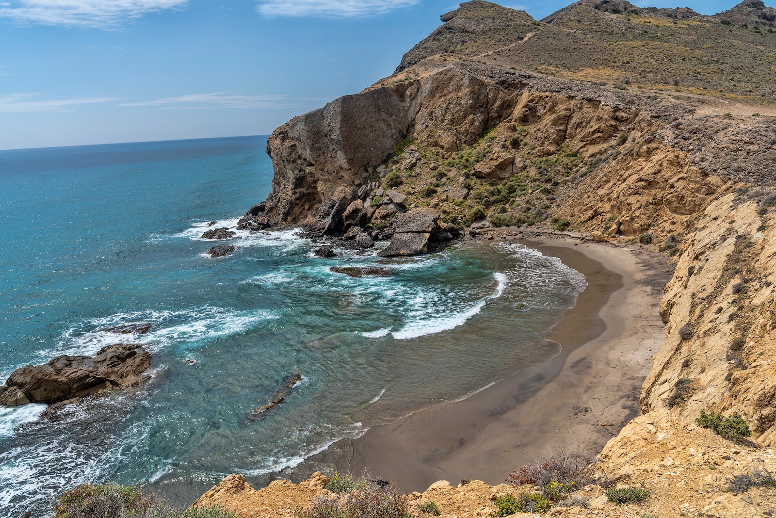 Foto di Cala de los Amarillos con baia piccola