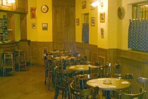 Rochester Tavern image