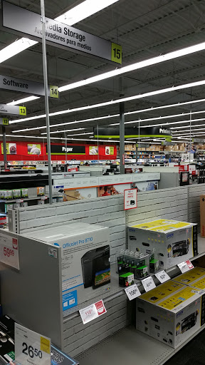 Office Supply Store «Staples», reviews and photos, 7157 Narcoossee Rd, Orlando, FL 32822, USA