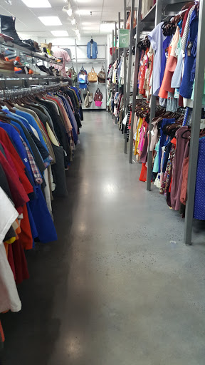 Clothing Store «Uptown Cheapskate», reviews and photos, 8228 E 61st St #101, Tulsa, OK 74133, USA