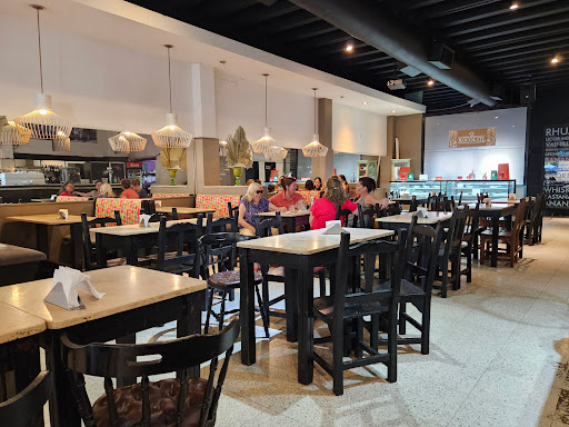 Necochea - Ice cream shop,Patisserie en AAK