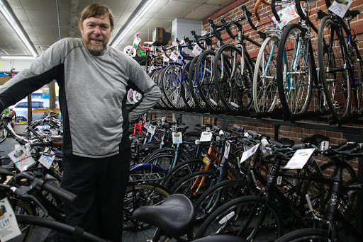 Skateboard Shop «Alki Bike & Board», reviews and photos, 2606 California Ave SW, Seattle, WA 98116, USA