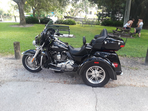 Park «Lowry Park», reviews and photos, 7525 North Blvd, Tampa, FL 33604, USA